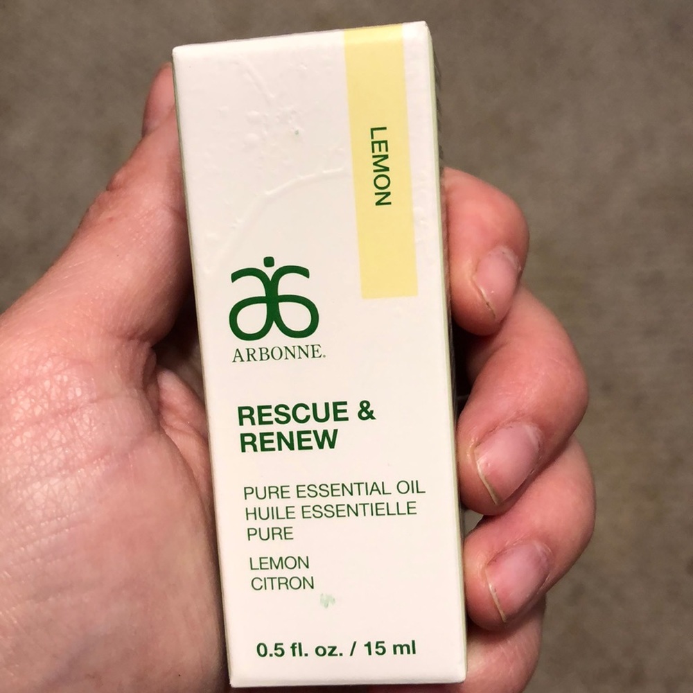 Arbonne Lemon Essential Oil